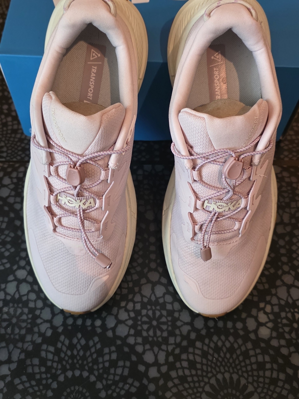 HOKA Women's Transport Sneaker 8.5 - Picture 2 of 8